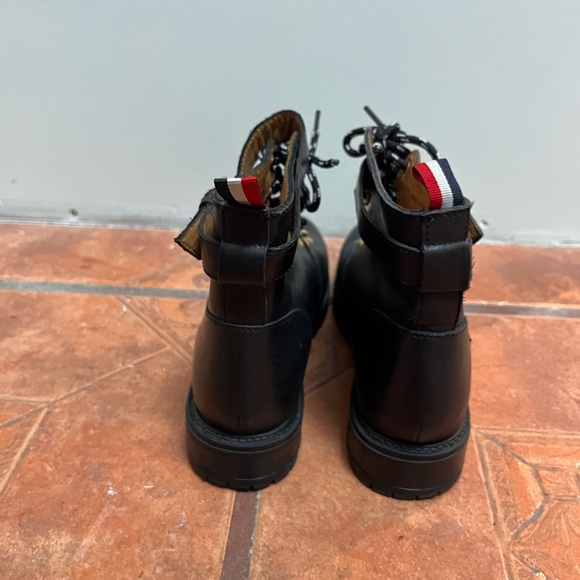 UO Lace Ankle Boots - Picture 5 of 5